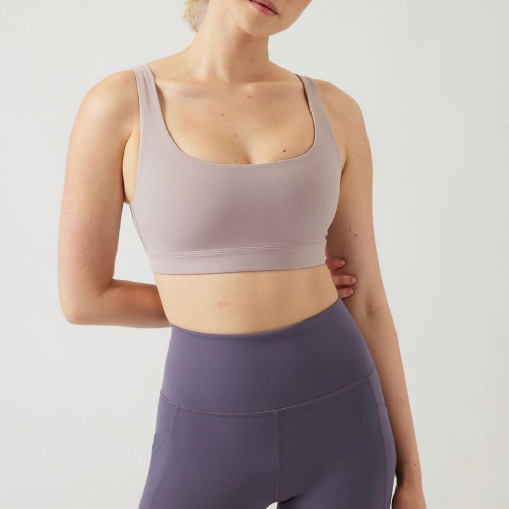 Athleta Exhale Bra in Tinsel S D-DD